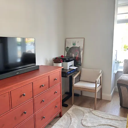 Δωμάτια σε οικογενειακή κατοικία A Cozy In Family House *