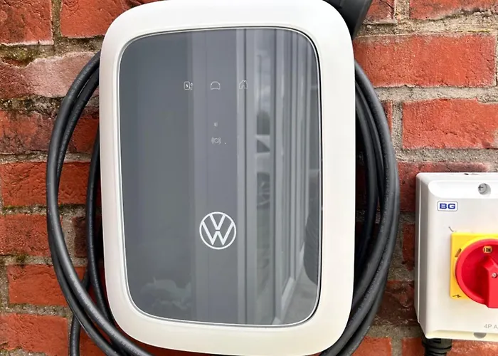 Large Double With A Private Bathroom In A Quiet Neighbourhood * ダブリン