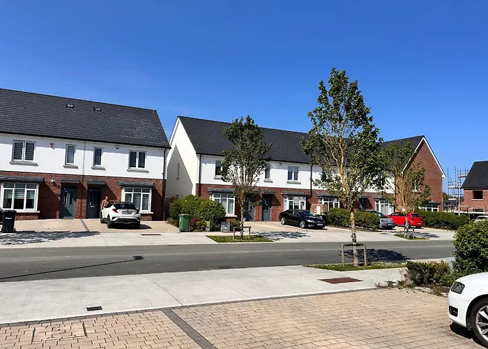 Privat bolig Large Double With A Private Bathroom In A Quiet Neighbourhood Dublin