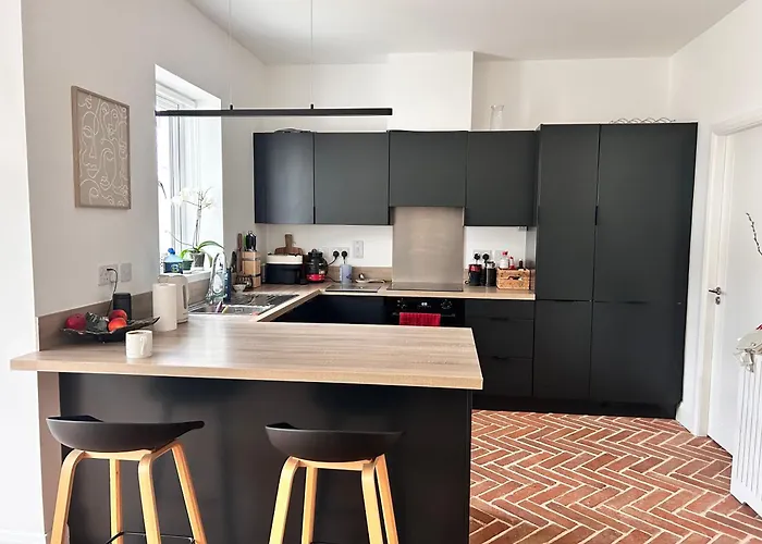 Large Double With A Private Bathroom In A Quiet Neighbourhood Дублин