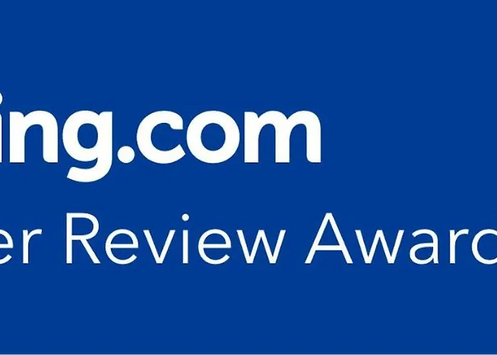 Large Double With A Private Bathroom In A Quiet Neighbourhood * ダブリン