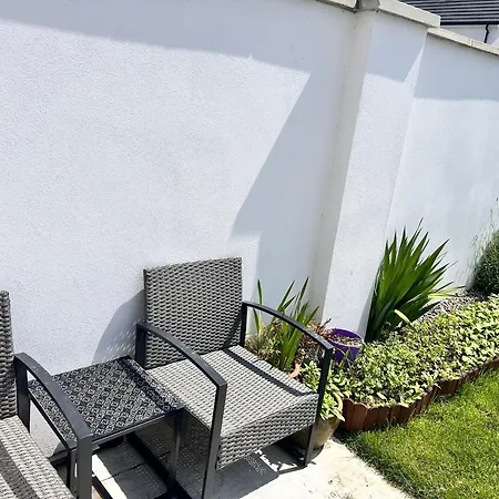 Large Double With A Private Bathroom In A Quiet Neighbourhood Privat bolig Dublin